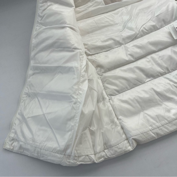 Moncler Ghany Vest White Size Medium NEW - tag cut off - Picture 8 of 11